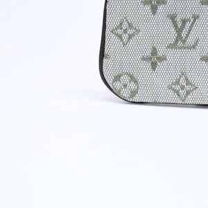 極美品 LOUIS VUITTON ルイヴィトン モノグラムミニ ポシェットクレ コインケース M92236 キャンバス ゴールド金具 グリーン 中古 4a007169