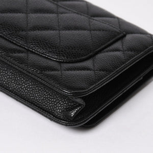 新品同様品 CHANEL シャネル マトラッセ チェーンウォレット キャビアスキン ランダム番台 ブラック シルバー金具 中古 4a006955