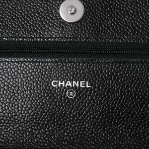 新品同様品 CHANEL シャネル マトラッセ チェーンウォレット キャビアスキン ランダム番台 ブラック シルバー金具 中古 4a006955