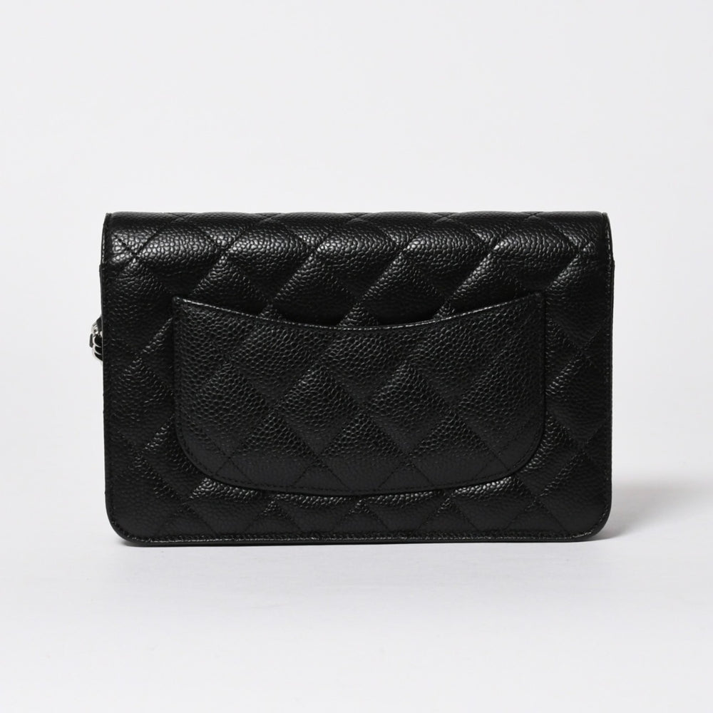 新品同様品 CHANEL シャネル マトラッセ チェーンウォレット キャビアスキン ランダム番台 ブラック シルバー金具 中古 4a006955
