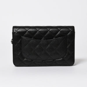 新品同様品 CHANEL シャネル マトラッセ チェーンウォレット キャビアスキン ランダム番台 ブラック シルバー金具 中古 4a006955