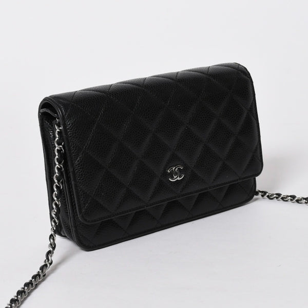 新品同様品 CHANEL シャネル 財布 マトラッセ クラシック チェーンウォレット ランダム番台 キャビアスキン ココマーク ブラック 中古 4a006950