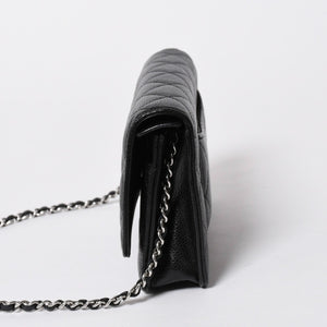 新品同様品 CHANEL シャネル 財布 マトラッセ クラシック チェーンウォレット ランダム番台 キャビアスキン ココマーク ブラック 中古 4a006950