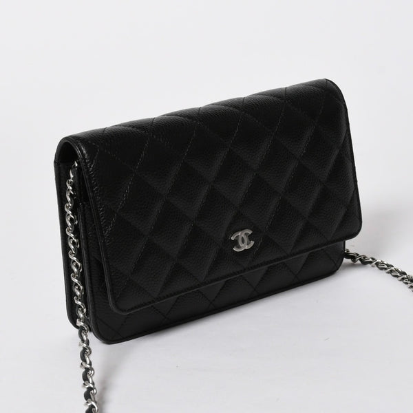 新品同様品 CHANEL シャネル マトラッセ チェーンウォレット キャビアスキン ランダム番台 ブラック シルバー金具 中古 4a006955