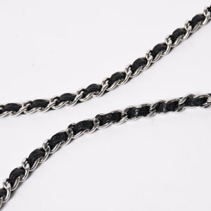 新品同様品 CHANEL シャネル 財布 マトラッセ クラシック チェーンウォレット ランダム番台 キャビアスキン ココマーク ブラック 中古 4a006950
