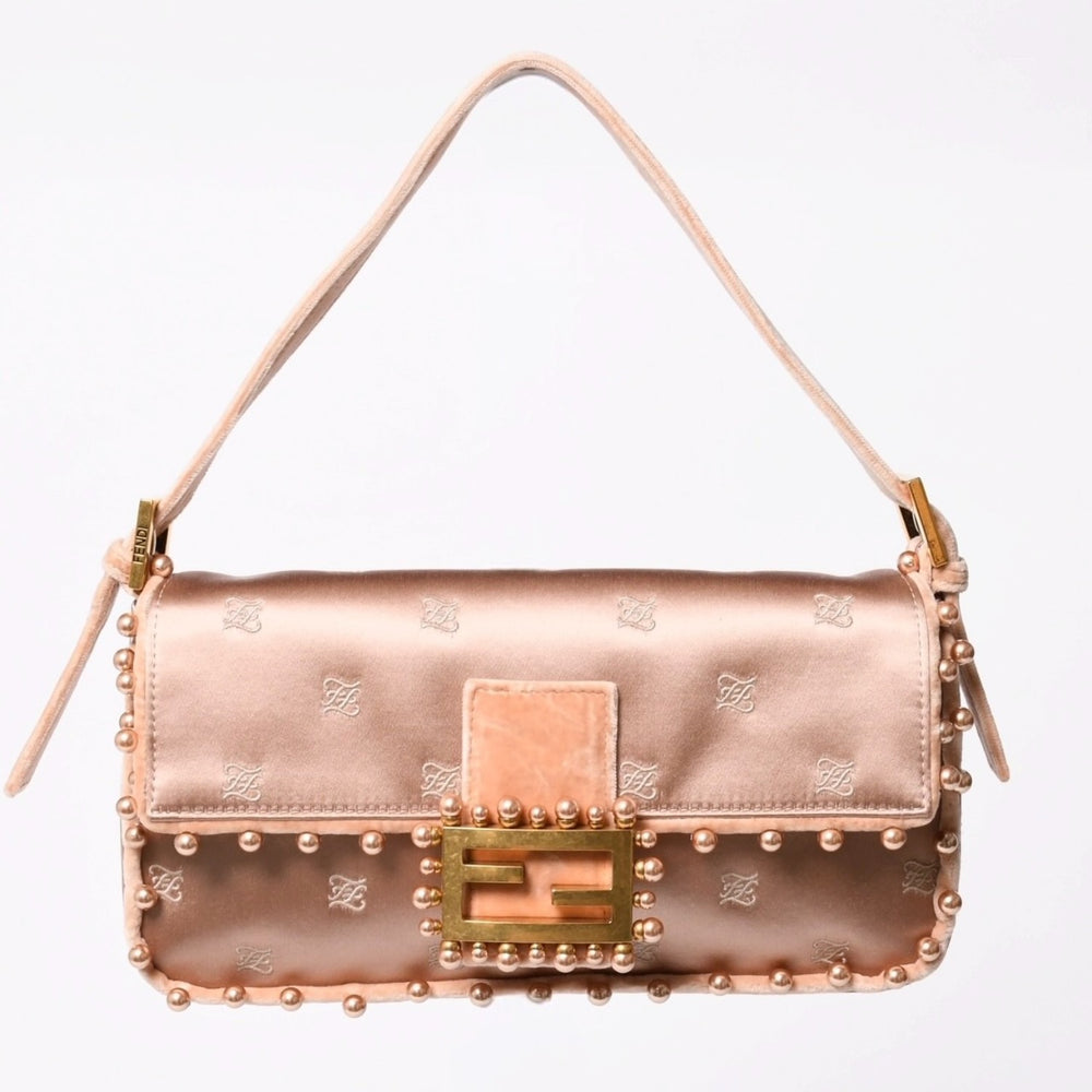 極美品 FENDI フェンディ バゲット 1997 マンマバケット ショルダーバッグ 8BR792 パール シルクサテン ベルベット ライトピンク ゴールド金具 中古 4a006962