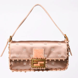 極美品 FENDI フェンディ バゲット 1997 マンマバケット ショルダーバッグ 8BR792 パール シルクサテン ベルベット ライトピンク ゴールド金具 中古 4a006962