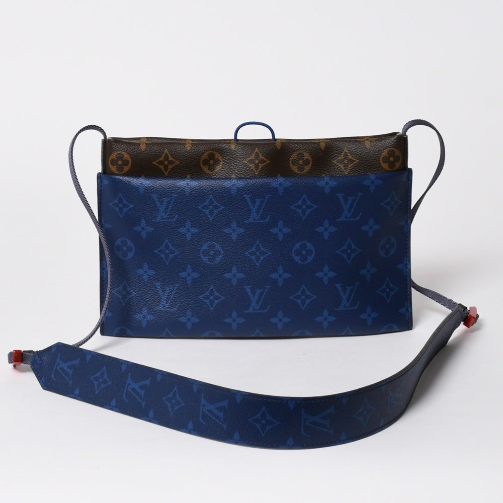 極美品 LOUIS VUITTON ルイヴィトンパシフィック スプリット サコッシュ M43854 モノグラム コバルト ブルー 中古 4a006937