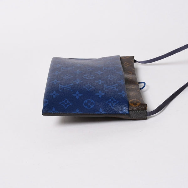 極美品 LOUIS VUITTON ルイヴィトンパシフィック スプリット サコッシュ M43854 モノグラム コバルト ブルー 中古 4a006937