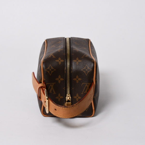 LOUIS VUITTON ルイヴィトン ロッカー ドップ キット クラッチポーチバッグ M83112 ブラウン ゴールド金具 美品 中古 4a006939