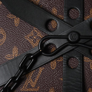 新品同様 LOUIS VUITTON ルイヴィトン ホイール ボックス ショルダーバッグ M59706 モノグラムキャンバス カーフレザー マッドブラック金具 中古 4a007198