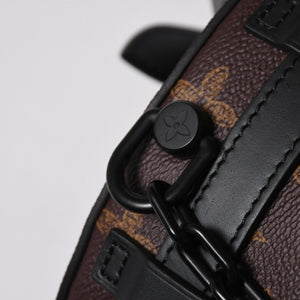 新品同様 LOUIS VUITTON ルイヴィトン ホイール ボックス ショルダーバッグ M59706 モノグラムキャンバス カーフレザー マッドブラック金具 中古 4a007198
