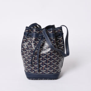 Like new Goyard Petit Fro bucket bag shoulder bag PVC leather navy used 4a000698