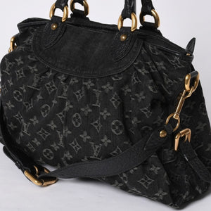 Very good condition LOUIS VUITTON Neocavy MM handbag M95351 Monogram Denim Black 2WAY Gold hardware Used 4a001010