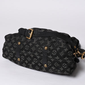 Very good condition LOUIS VUITTON Neocavy MM handbag M95351 Monogram Denim Black 2WAY Gold hardware Used 4a001010