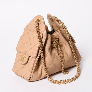 新品同様 CHANEL シャネル CHANEL25 チェーンショルダーバッグ T4K8XNHK ランダム番台 キャビアスキン ベージュ シャンパンゴールド金具 中古 4a006992