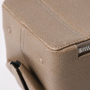 極美品 Valextra ヴァレクストラ トリックトラック ソフトカーフスキン グレージュ ハンドバッグ クラッチバッグ N488542 中古 4a006886