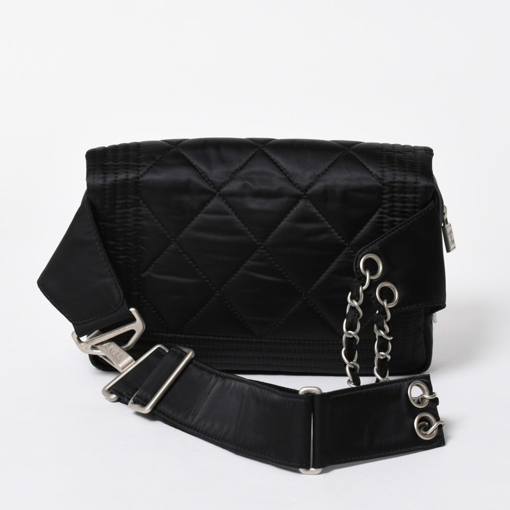 極美品 CHANEL シャネル スポーツライン ウエストバッグ 10番台 ココマーク ナイロン ブラック マットシルバー金具 中古 4a006984