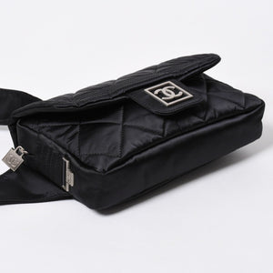 極美品 CHANEL シャネル スポーツライン ウエストバッグ 10番台 ココマーク ナイロン ブラック マットシルバー金具 中古 4a006984