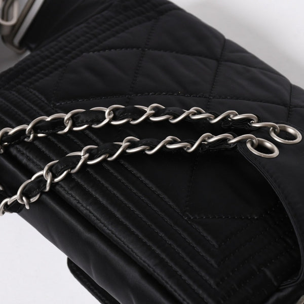 極美品 CHANEL シャネル スポーツライン ウエストバッグ 10番台 ココマーク ナイロン ブラック マットシルバー金具 中古 4a006984