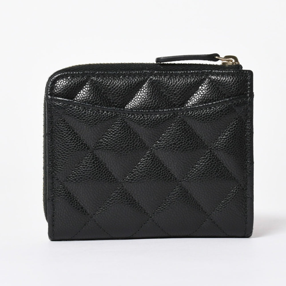 新品同様 CHANEL シャネル マトラッセ コンパクトウォレット コインケース ランダム番台 キャビアスキン ブラック ゴールド金具 中古 4a006721