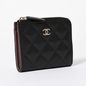 新品同様 CHANEL シャネル マトラッセ コンパクトウォレット コインケース ランダム番台 キャビアスキン ブラック ゴールド金具 中古 4a006721