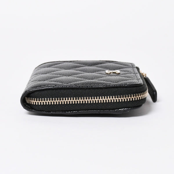 新品同様 CHANEL シャネル マトラッセ コンパクトウォレット コインケース ランダム番台 キャビアスキン ブラック ゴールド金具 中古 4a006721