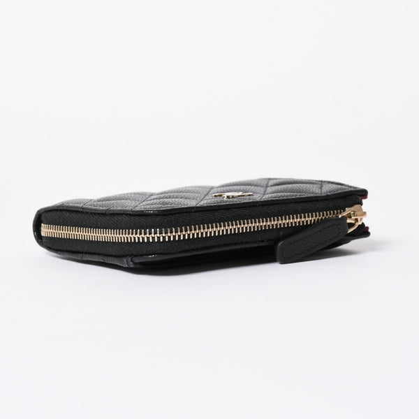 新品同様 CHANEL シャネル マトラッセ コンパクトウォレット コインケース ランダム番台 キャビアスキン ブラック ゴールド金具 中古 4a006721