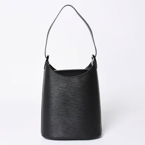 極美品 LOUIS VUITTON ルイヴィトン ヴェルソー ワンショルダーバッグ M52812 エピ レザー ブラック 中古 4a004844