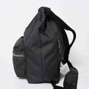 新品未使用 sacai サカイ Pocket Knapsack ポケット ナップサック リュック バックパック 26-01169S カーキ 中古 4a007473