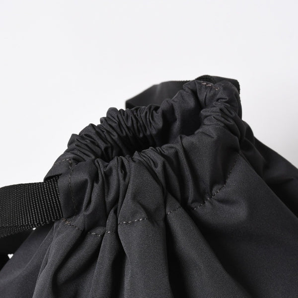 新品未使用 sacai サカイ Pocket Knapsack ポケット ナップサック リュック バックパック 26-01169S カーキ 中古 4a007473