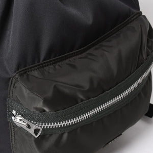 新品未使用 sacai サカイ Pocket Knapsack ポケット ナップサック リュック バックパック 26-01169S カーキ 中古 4a007473