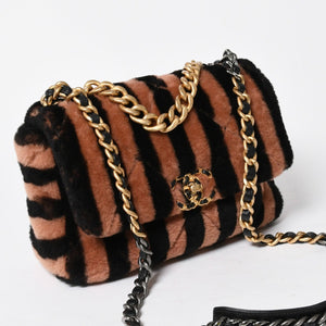 新品同様品 CHANEL シャネル19 Wチェーンバッグ AS5149 ランダム番台 ココマーク ストライプ シアリングファー フラップ 中古 4a006949