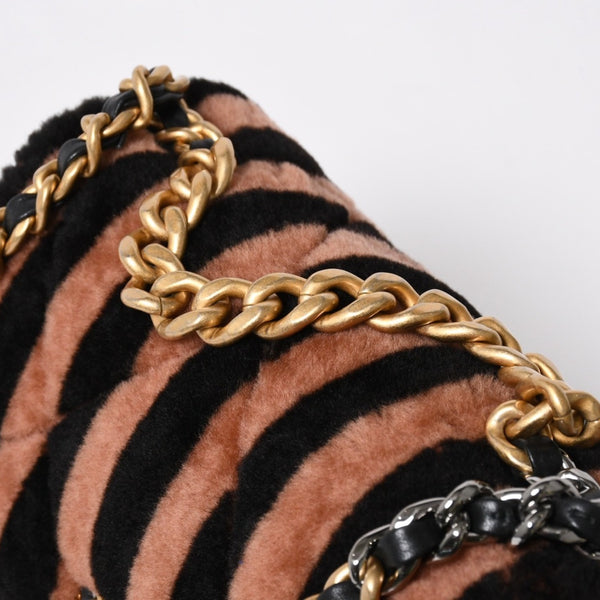 新品同様品 CHANEL シャネル19 Wチェーンバッグ AS5149 ランダム番台 ココマーク ストライプ シアリングファー フラップ 中古 4a006949