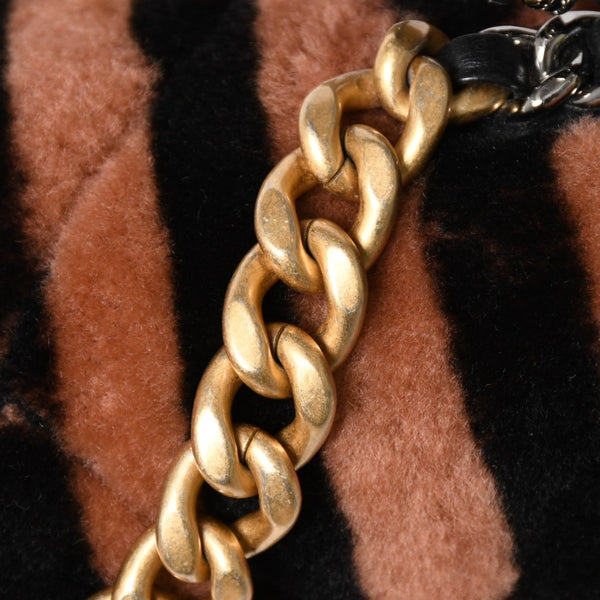 新品同様品 CHANEL シャネル19 Wチェーンバッグ AS5149 ランダム番台 ココマーク ストライプ シアリングファー フラップ 中古 4a006949