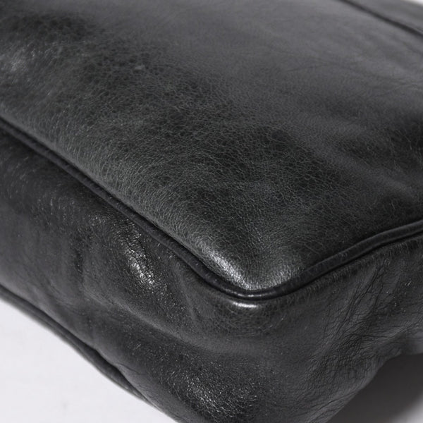 極美品 BALENCIAGA バレンシアガ Giant Hip ジャイアント ヒップ ショルダーバッグ 237203 レザー ブラック シルバー金具 中古 4a007016
