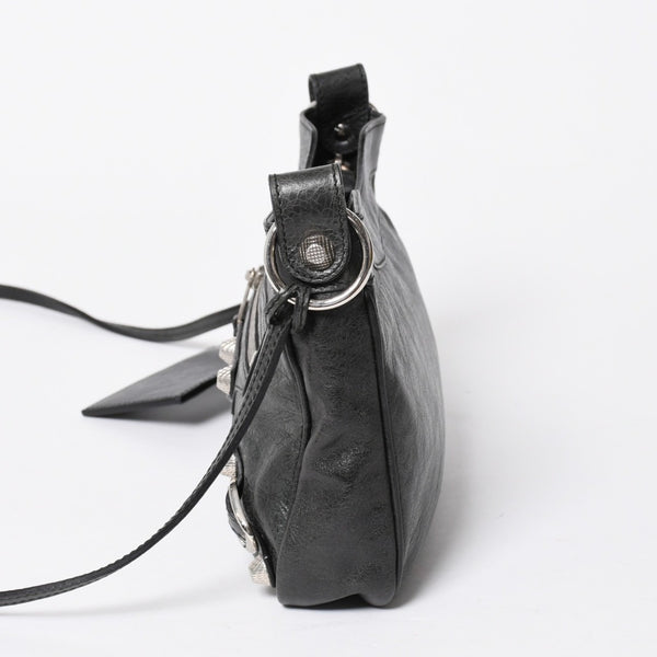 極美品 BALENCIAGA バレンシアガ Giant Hip ジャイアント ヒップ ショルダーバッグ 237203 レザー ブラック シルバー金具 中古 4a007016