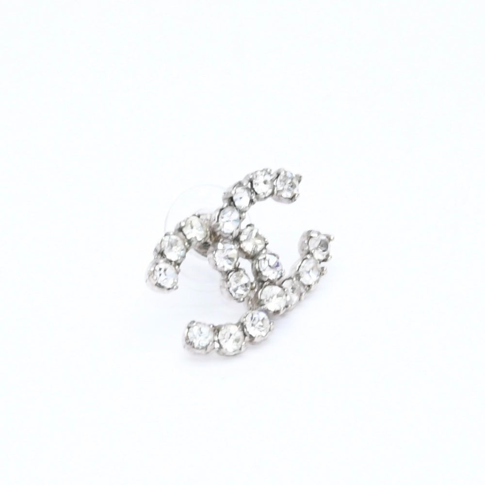 CHANEL シャネル ココマーク スタッドピアス 重量約2.37g 04V刻印 メタル シルバー ラインストーン 片耳用 美品 中古 4a007088
