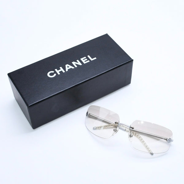 極美品 CHANEL シャネル リムレス サングラス アイウェア 4035 c.167/6I サイズ63□16 120 ココマーク シルバー グレー 中古 4a008250