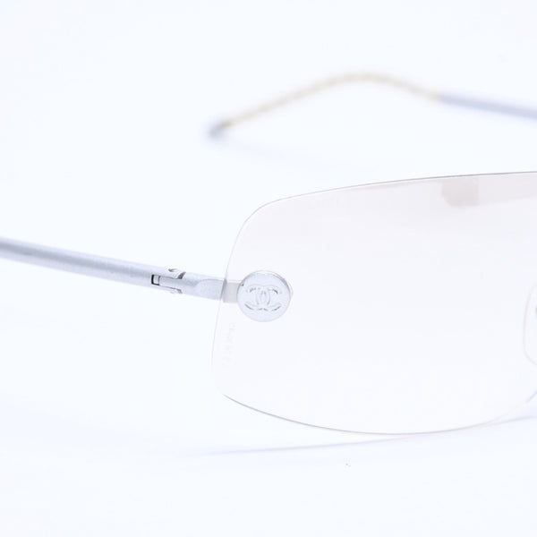 極美品 CHANEL シャネル リムレス サングラス アイウェア 4035 c.167/6I サイズ63□16 120 ココマーク シルバー グレー 中古 4a008250