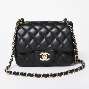 CHANEL シャネル ミニマトラッセ16 Sフラップ Sチェーンショルダーバッグ 31番台 ココマーク ラムスキン ブラック 中古 4a007109