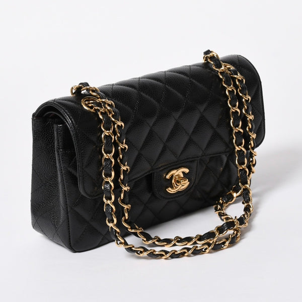 極美品 CHANEL シャネル マトラッセ23 Wフラップ Wチェーンショルダーバッグ 26番台 ココマーク キャビアスキン ブラック 中古 4a007111