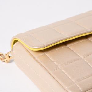 極美品 CHANEL シャネル チョコバー イーストウエスト チェーンショルダーバッグ 6番台 ココマーク ラムスキン シャンパンゴールド 中古 4a007161
