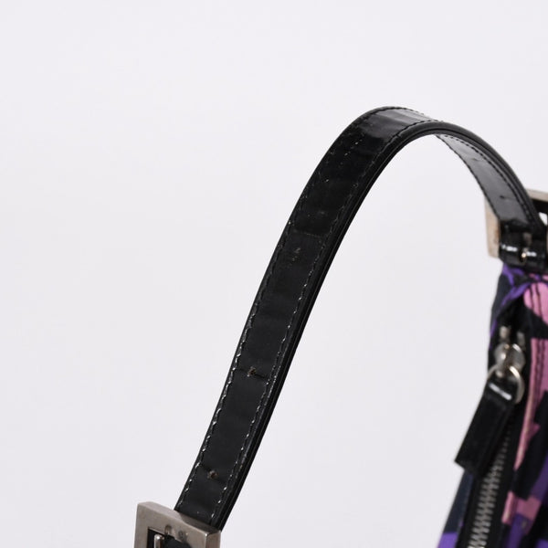 FENDI フェンディ タイポグラフィプリント ハーフムーン ホーボーバッグ クロワッサン ワンショルダー パープル ピンク シルバー金具 美品 中古 4a006959