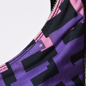 FENDI フェンディ タイポグラフィプリント ハーフムーン ホーボーバッグ クロワッサン ワンショルダー パープル ピンク シルバー金具 美品 中古 4a006959