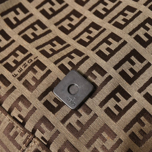 極美品 FENDI フェンディ マンマバケット ワンショルダーバッグ ベージュ ダークブラウン ズッキーノ柄 FFバックル ブラックメタル金具 中古 4a006970