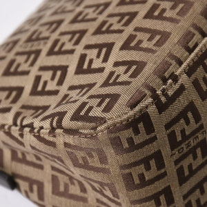 極美品 FENDI フェンディ マンマバケット ワンショルダーバッグ ベージュ ダークブラウン ズッキーノ柄 FFバックル ブラックメタル金具 中古 4a006970
