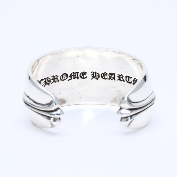 極美品 CHROME HEARTS クロムハーツ BANGLE WIDE CUFF CH PLUS CHプラス ワイドカフ バングル 重量約138.98g シルバー925 中古 4a007130