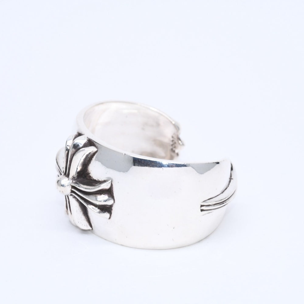 極美品 CHROME HEARTS クロムハーツ BANGLE WIDE CUFF CH PLUS CHプラス ワイドカフ バングル 重量約138.98g シルバー925 中古 4a007130