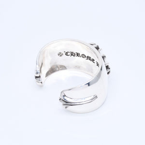 極美品 CHROME HEARTS クロムハーツ BANGLE WIDE CUFF CH PLUS CHプラス ワイドカフ バングル 重量約138.98g シルバー925 中古 4a007130